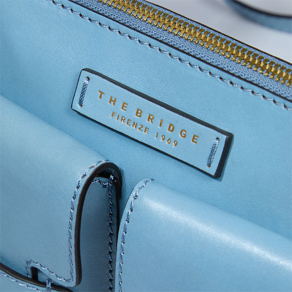 THE BRIDGE Damen Umhängetasche Lucrezia Line aus babyblauem Leder