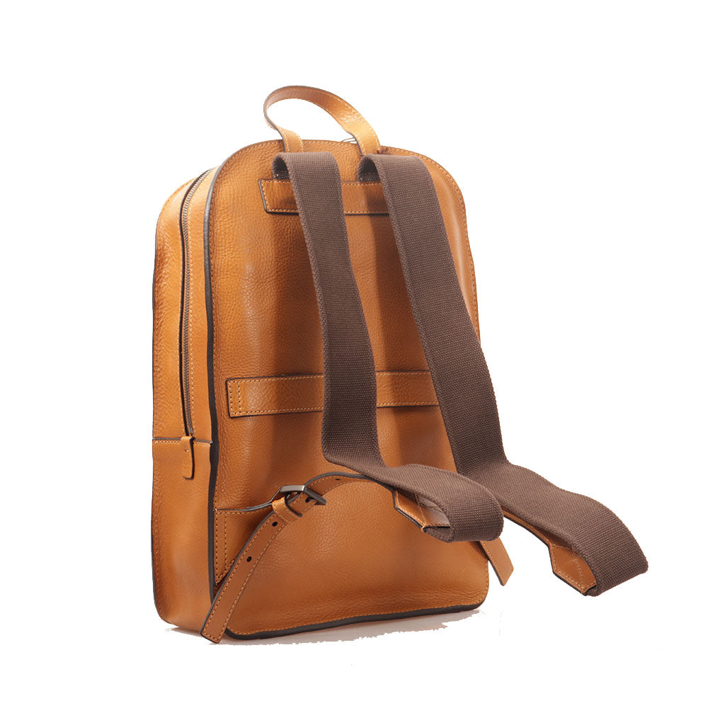 THE BRIDGE Ettore-Linie
Herrenrucksack aus Leder in der Farbe Curry