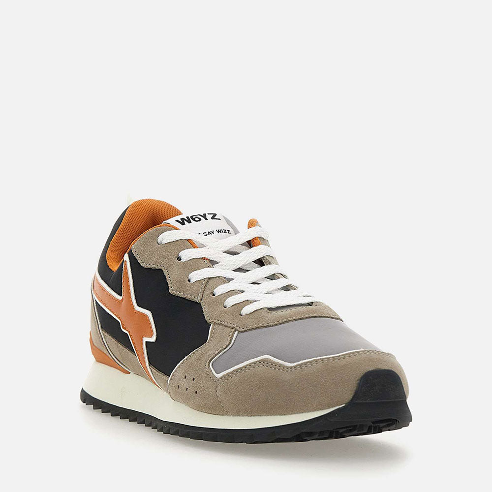 W6YZ Jet-M
Herren Sneaker aus technischem Stoff und Wildleder in Taupe, Dunkelgrau und Orange