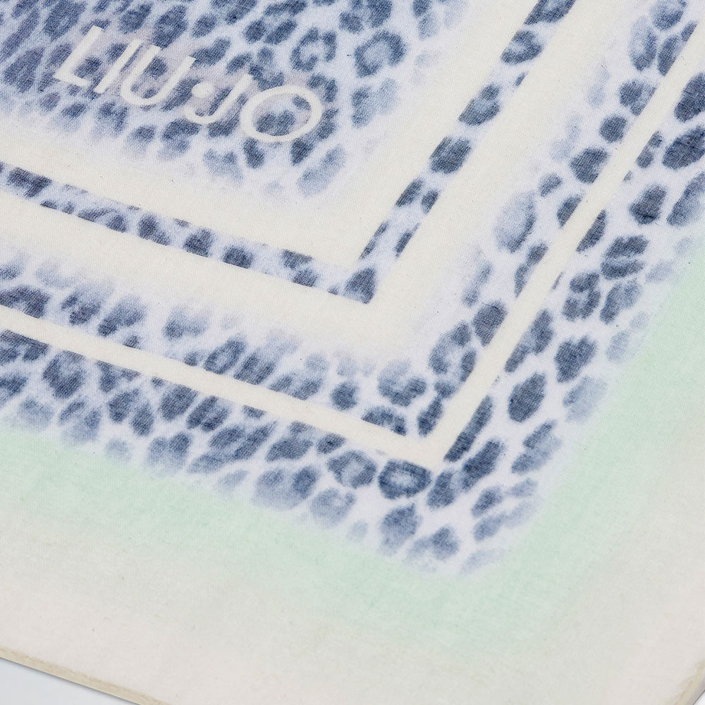 LIU JO Better
Damen Schal 120 x 120 cm Animal Print Mintgrün
