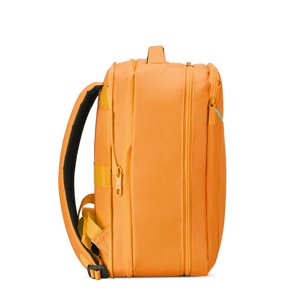 RONCATO Ironik 2.0
Ryanair Reiserucksack in der Farbe Leuchtend Orange 40x25x15-20 cm