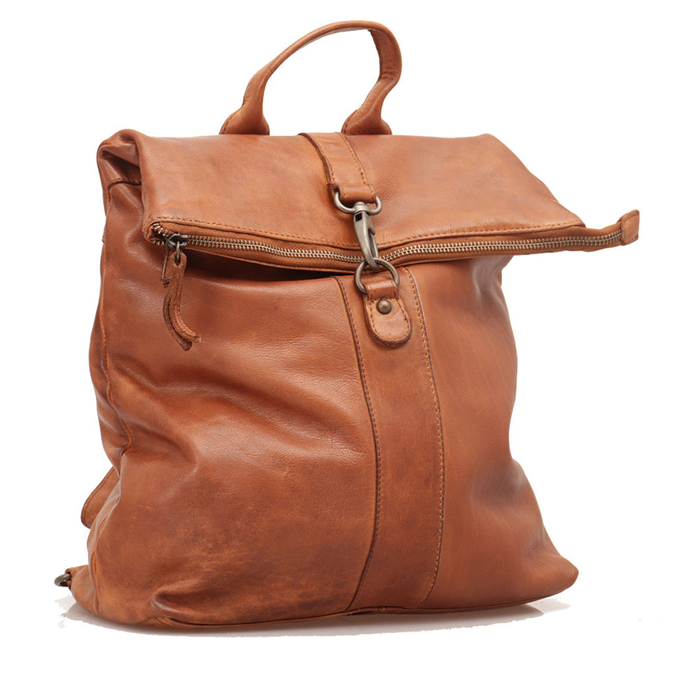 GIANNI CONTI
Damenrucksack aus Glattleder mit Überschlag in der Farbe Cognac