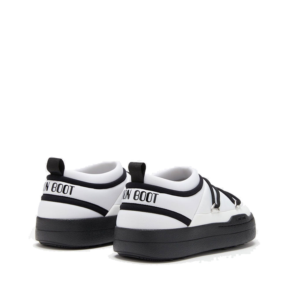 MOON BOOT Park Icon-Linie
Unisex-Slip-On-Schuhe aus schwarzem und weißem Nylon