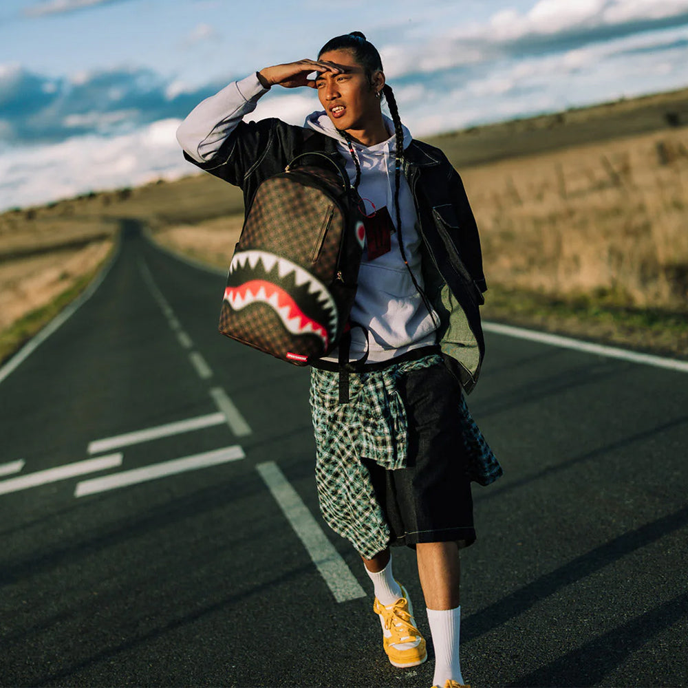 SPRAYGROUND Rucksack mit Sharks Print in Paris Blur