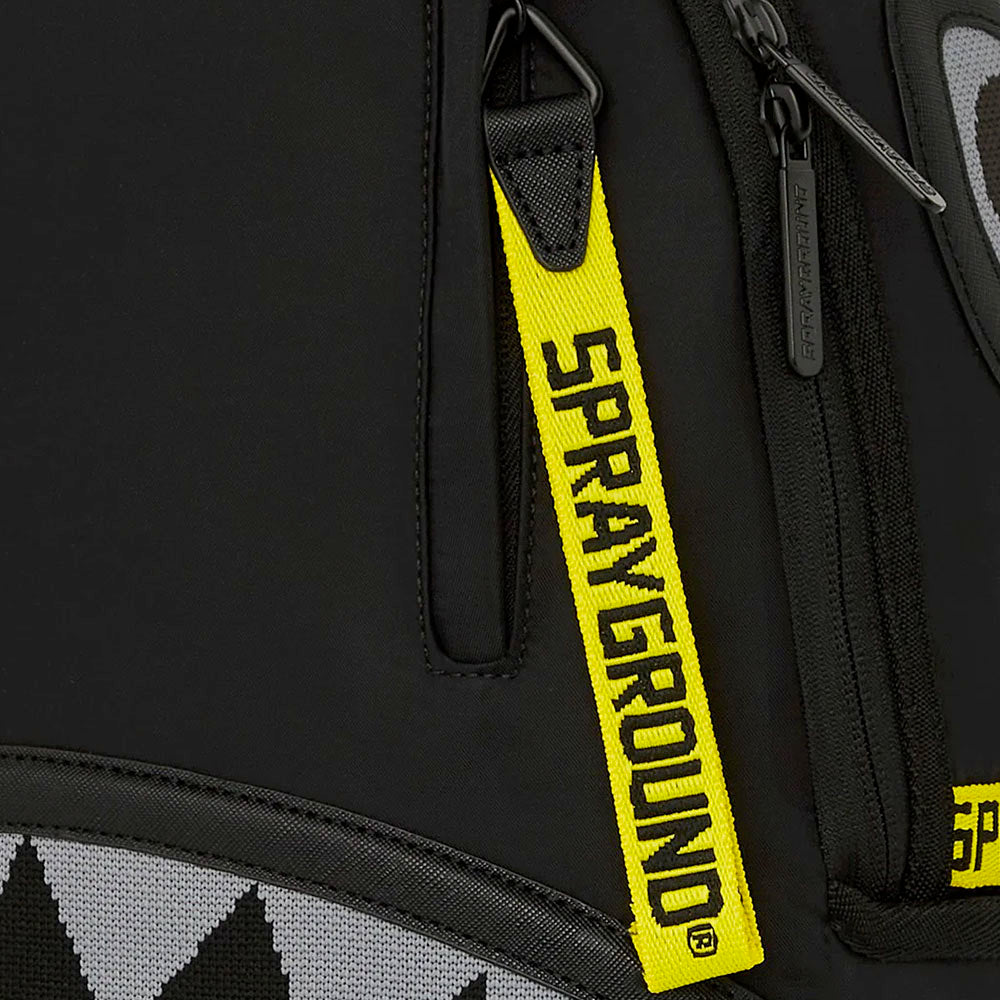 Zaino Unisex SPRAYGROUND in Tessuto Satin stampa Shark Central Yellow Tape Dlx