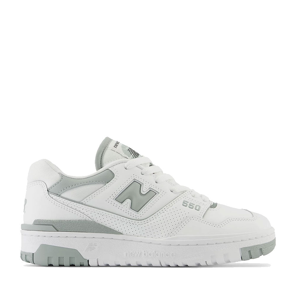 Scarpe Donna NEW BALANCE Sneakers 550 in Pelle colore White e