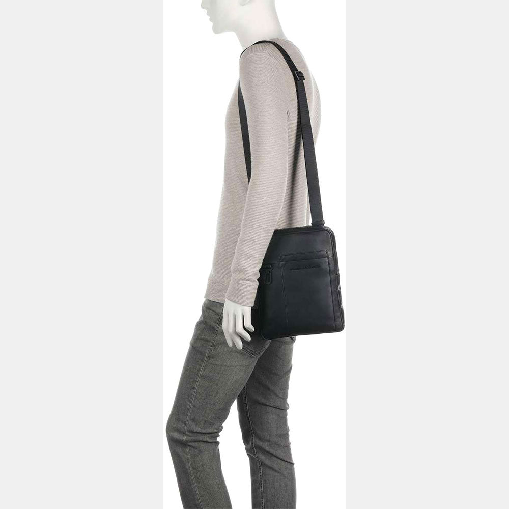 Borsello Uomo PIQUADRO in Pelle Blu Linea Finn Misura Grande- CA1816S123