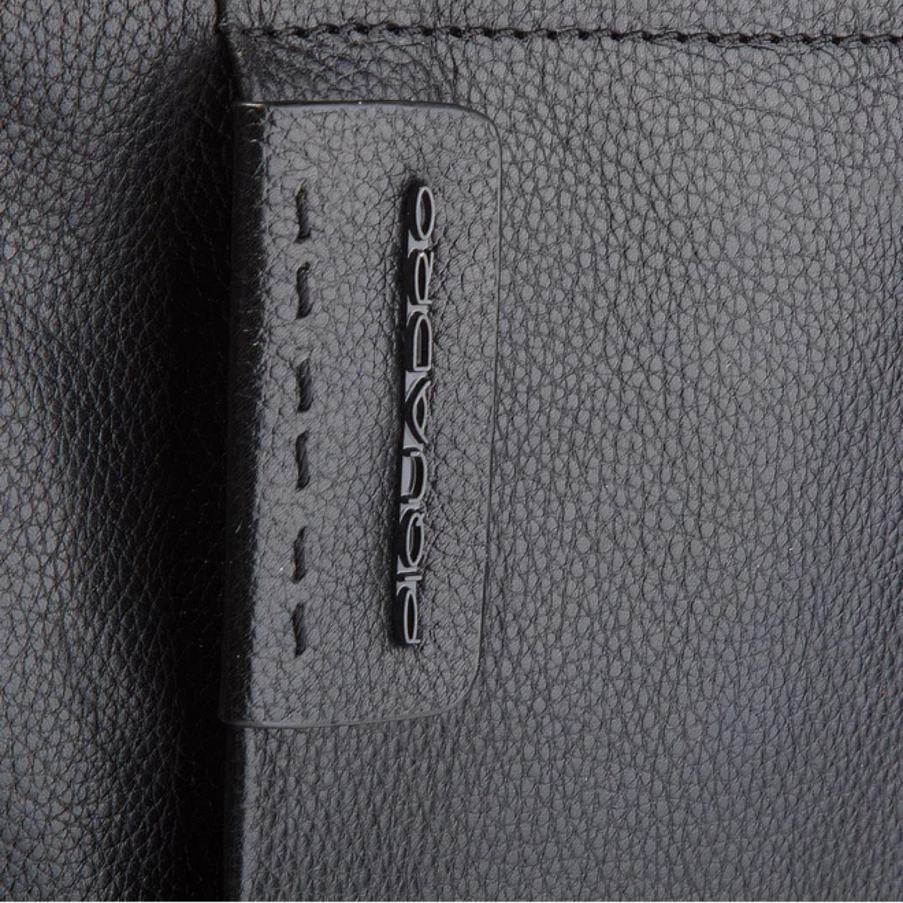 Zaino Uomo Porta PC 14" PIQUADRO in Pelle Nera Linea Pulse - CA3869P15S