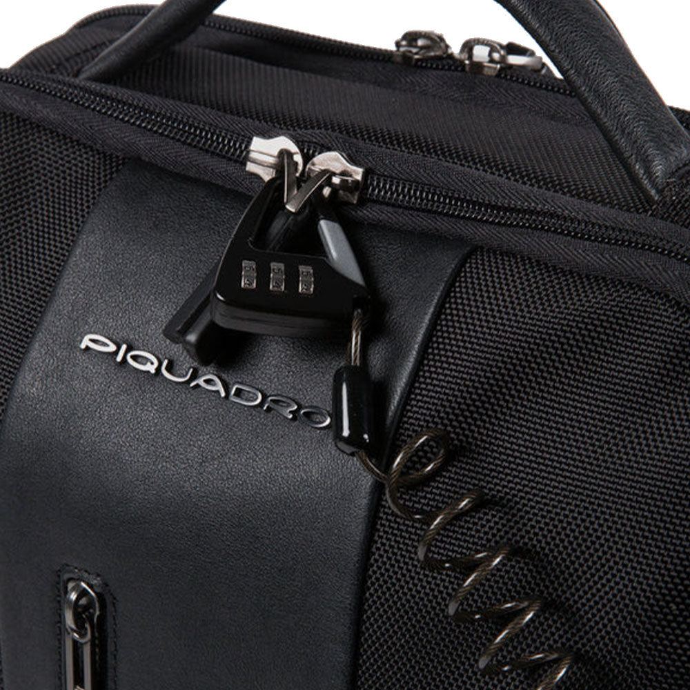 PIQUADRO Brief Linie
15,6" Laptop-Rucksack aus Stoff und Leder Farbe Schwarz - CA4818BR2