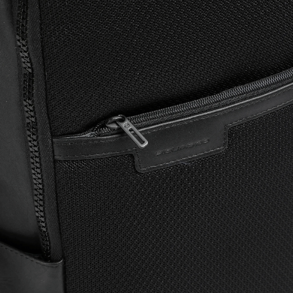 Zaino Uomo PIQUADRO con porta Pc 14" in Pelle Nera Linea Finn - CA5988S123