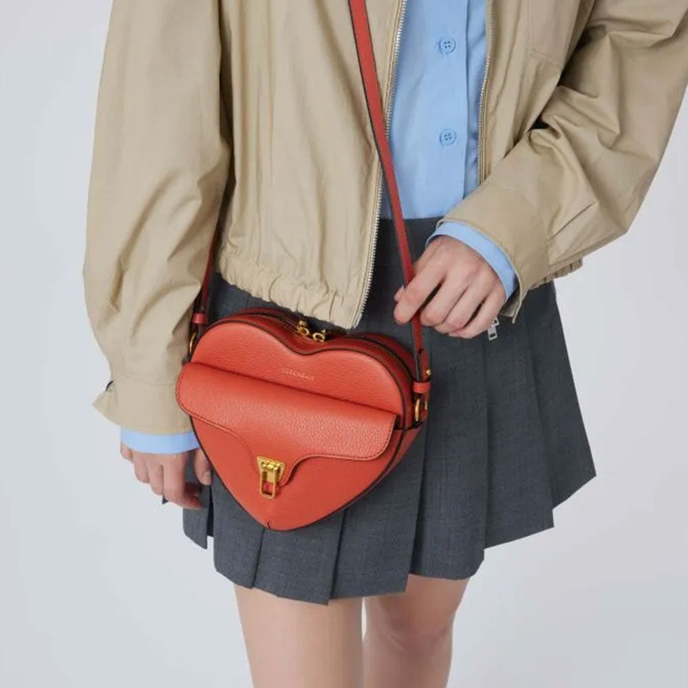 Borsa Donna a Tracolla Mini COCCINELLE linea Beat Soft in Pelle Grenadine Red a Forma di Cuore