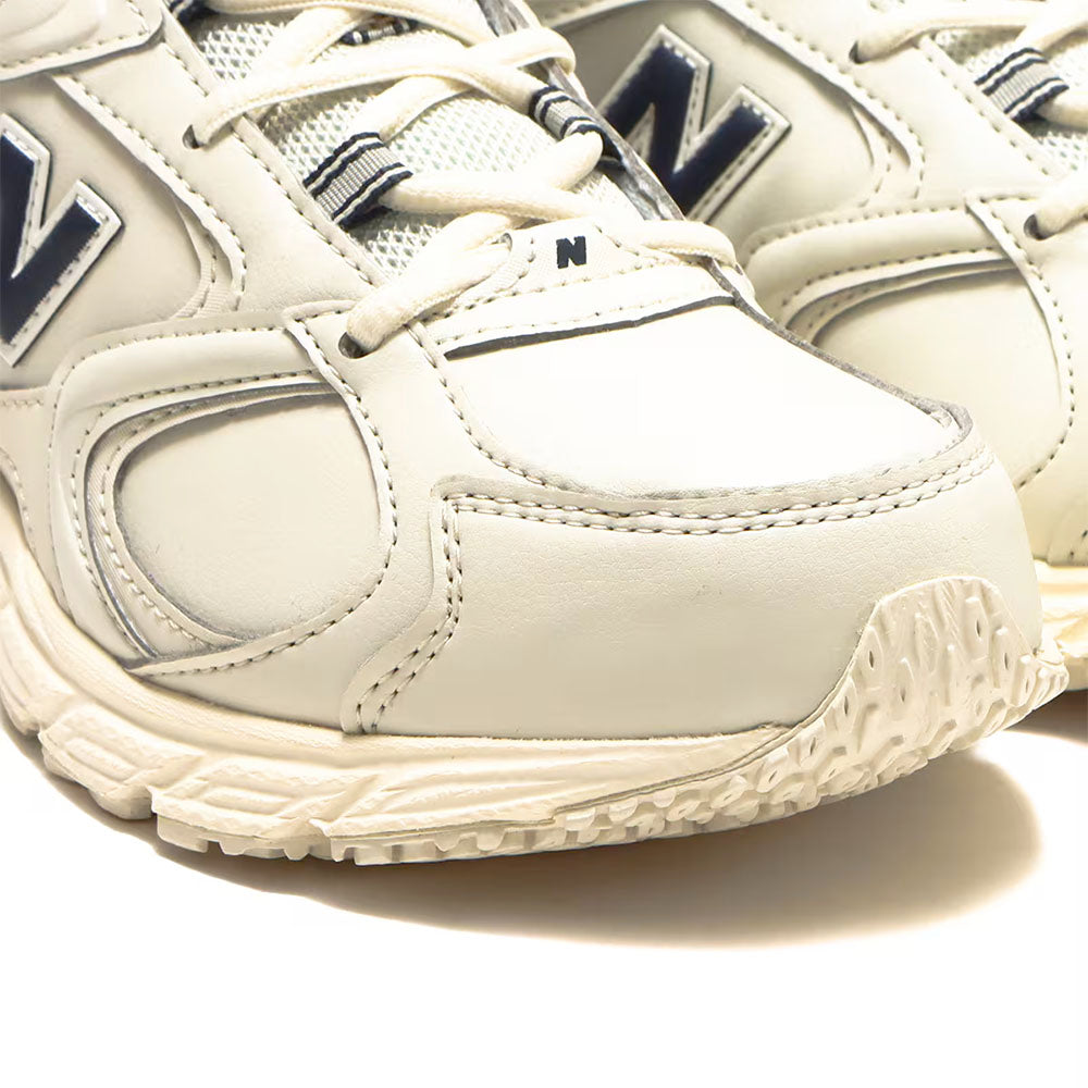 Sneakers Running NEW BALANCE 408 in Tessuto Sintetico e Mesh Cream e Black