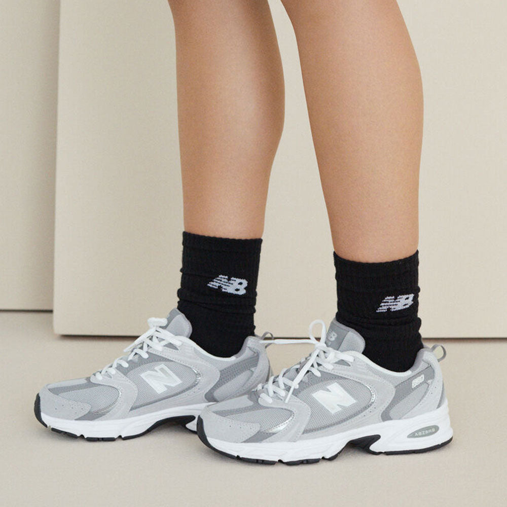 Scarpe Running NEW BALANCE Sneakers 530 in Pelle e Mesh Raincloud Shadow Grey e Silver Metallic