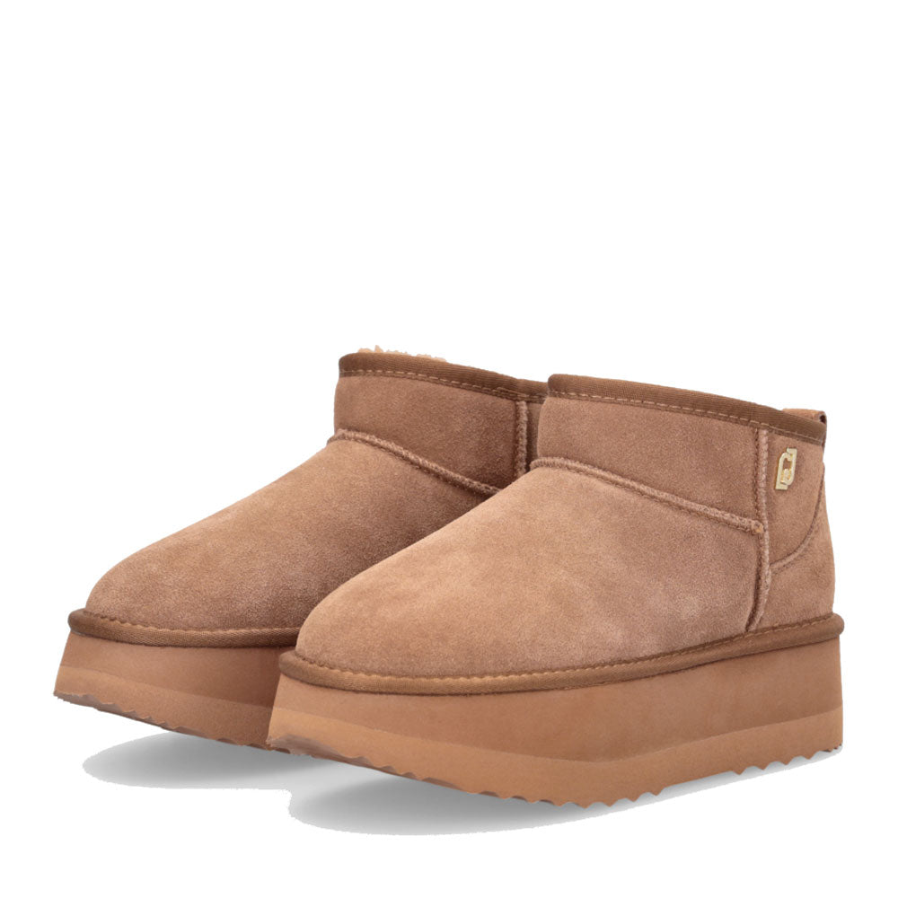 LIU JO Jane 01
Damenschuhe, gepolsterte Plateau-Stiefeletten aus Wildleder in der Farbe Cognac