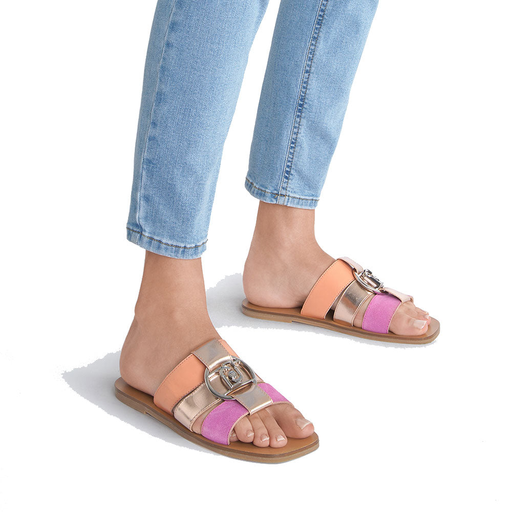 LIU JO Saba 08
Flache Hausschuhe aus Leder und Wildleder mit Einsätzen in Puderlachs und rosa Metallic