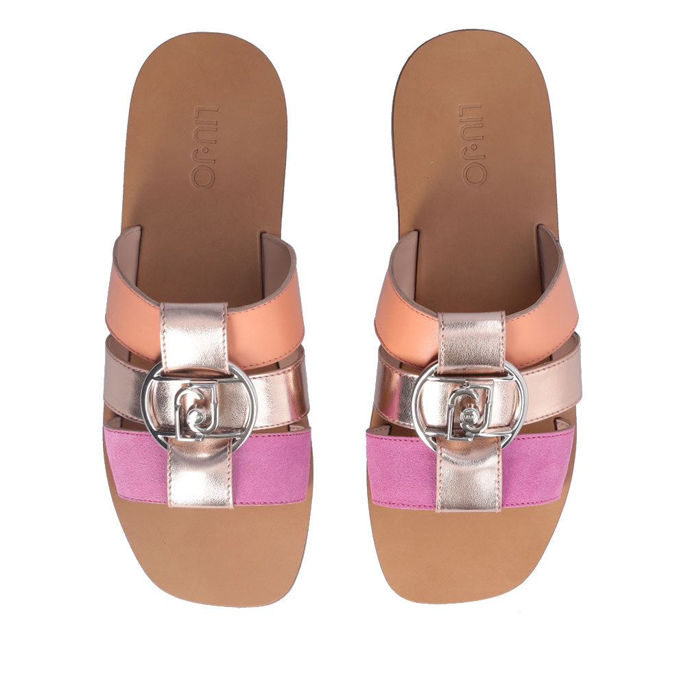 LIU JO Saba 08
Flache Hausschuhe aus Leder und Wildleder mit Einsätzen in Puderlachs und rosa Metallic