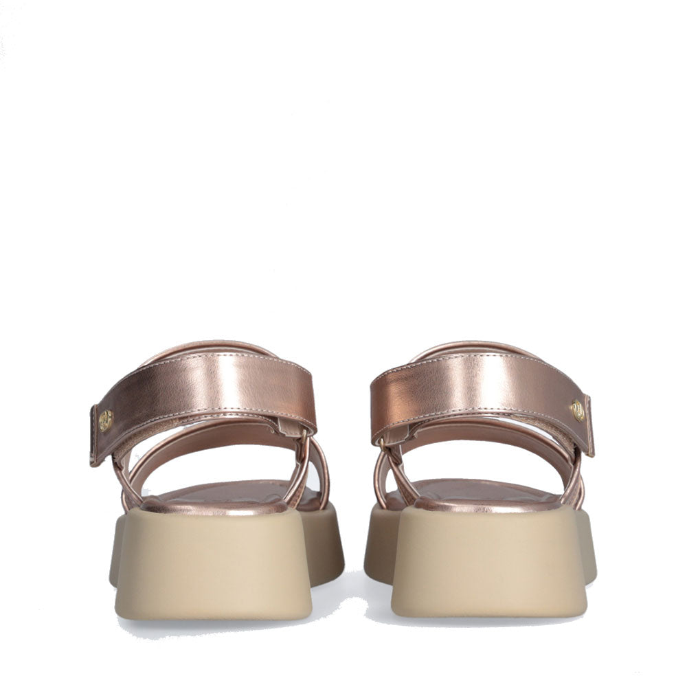 LIU JO Amber 01
Plateausandalen mit roségoldenen Pailletten