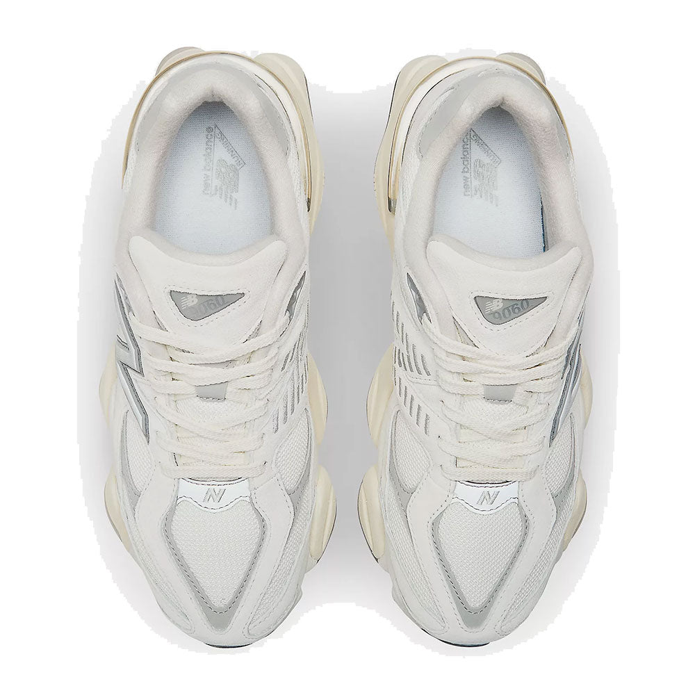 Sneakers Running NEW BALANCE 9060 in Pelle e Mesh Sea Salt Concrete e Silver Metallic
