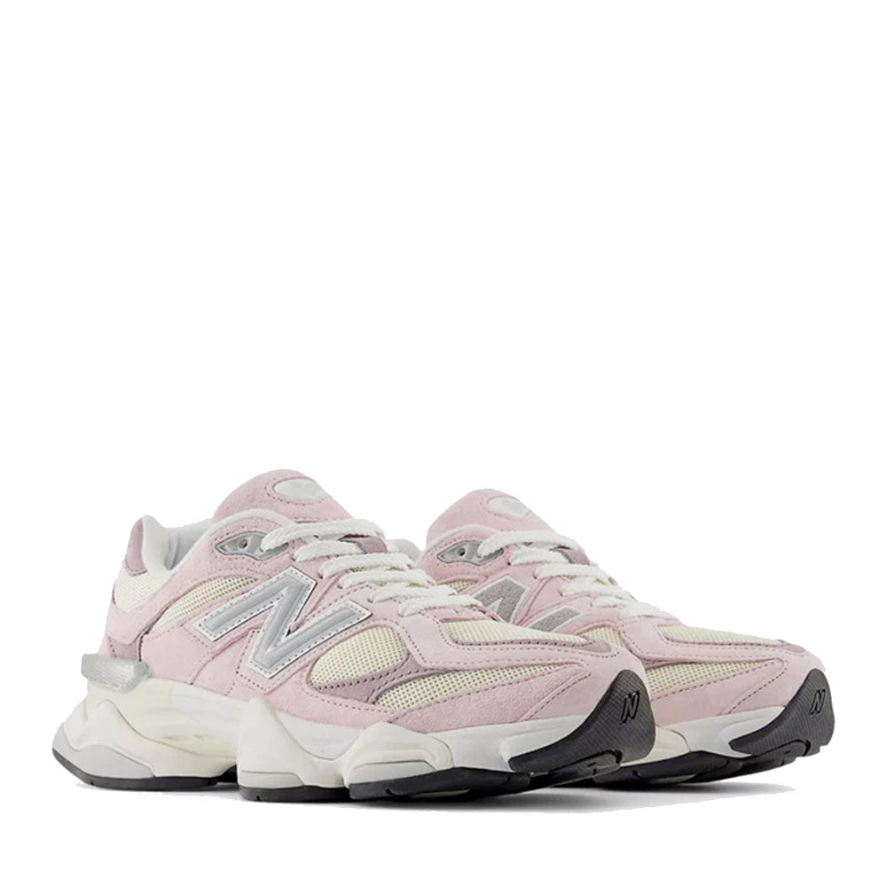Sneakers Running NEW BALANCE 9060 in Suede e Tessuto Rose Sugar