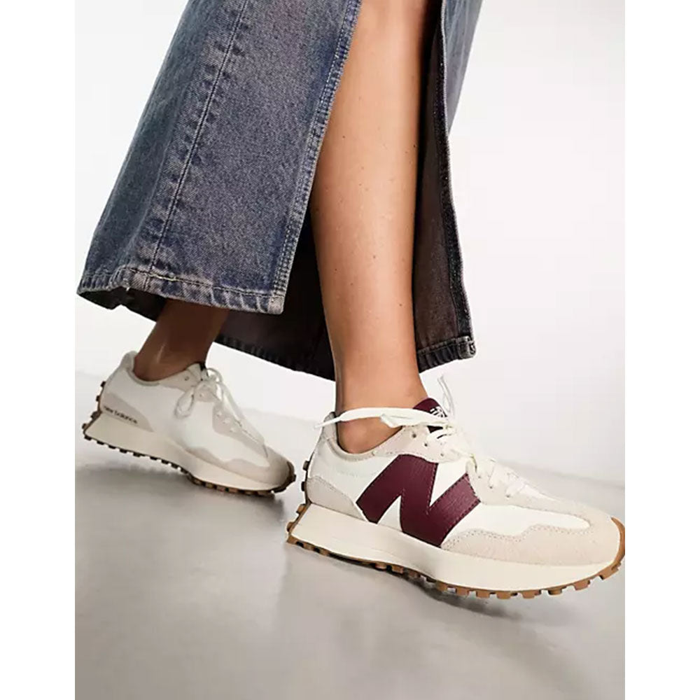 Sneakers Donna NEW BALANCE 327 in Suede e Tessuto Sintetico colore Moonbeam e Burgundy