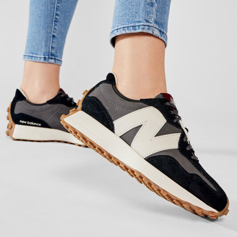 Damenschuhe NEW BALANCE 327 Sneakers aus Wildleder und Nylon in Schwarz