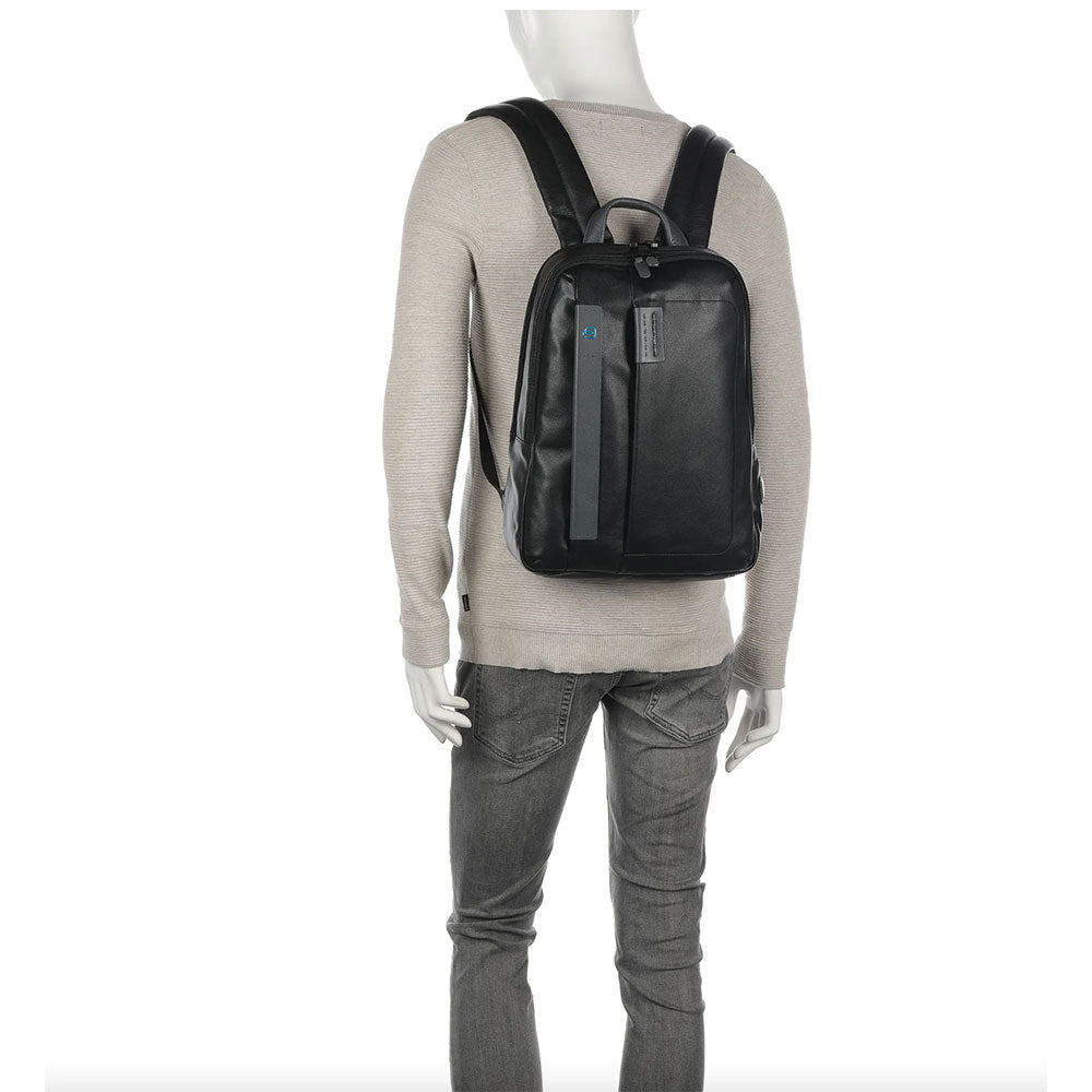 PIQUADRO Herren-Laptop-Rucksack 14" aus schwarzem Leder Pulse Line - CA3869P15