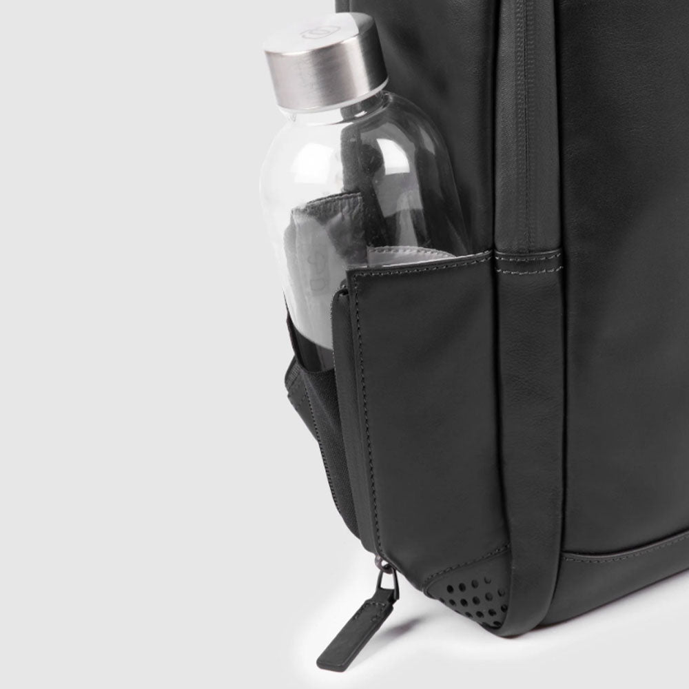 PIQUADRO 15,6" Laptop-Rucksack Urban Line aus schwarzem Leder - CA4818UB00