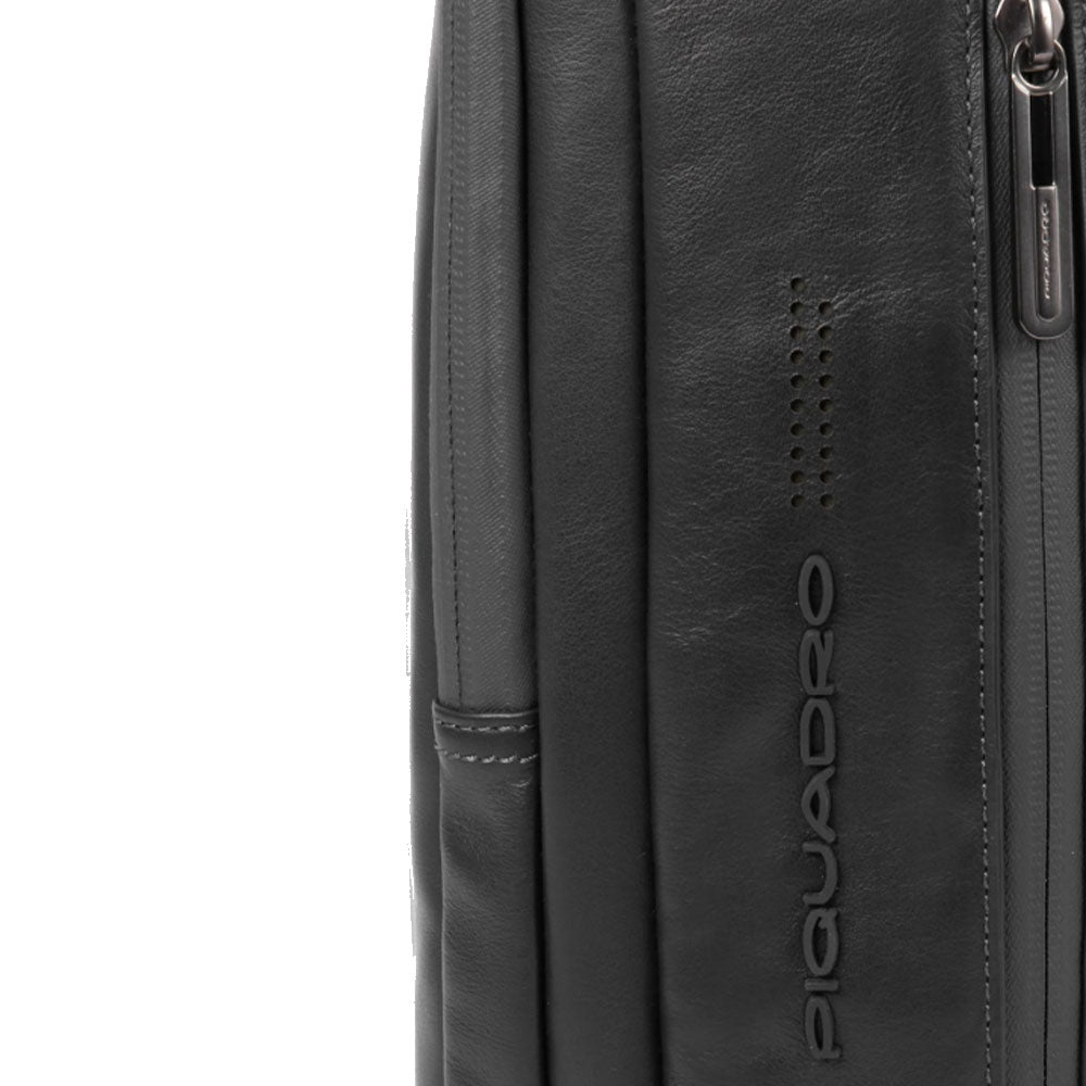 PIQUADRO 15,6" Laptop-Rucksack Urban Line aus schwarzem Leder - CA4818UB00