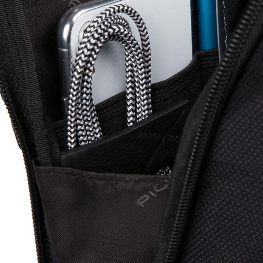 Zaino Uomo PIQUADRO in Pelle e Tessuto Nero Porta Pc 16" e iPad Linea Trakai - CA5525W109
