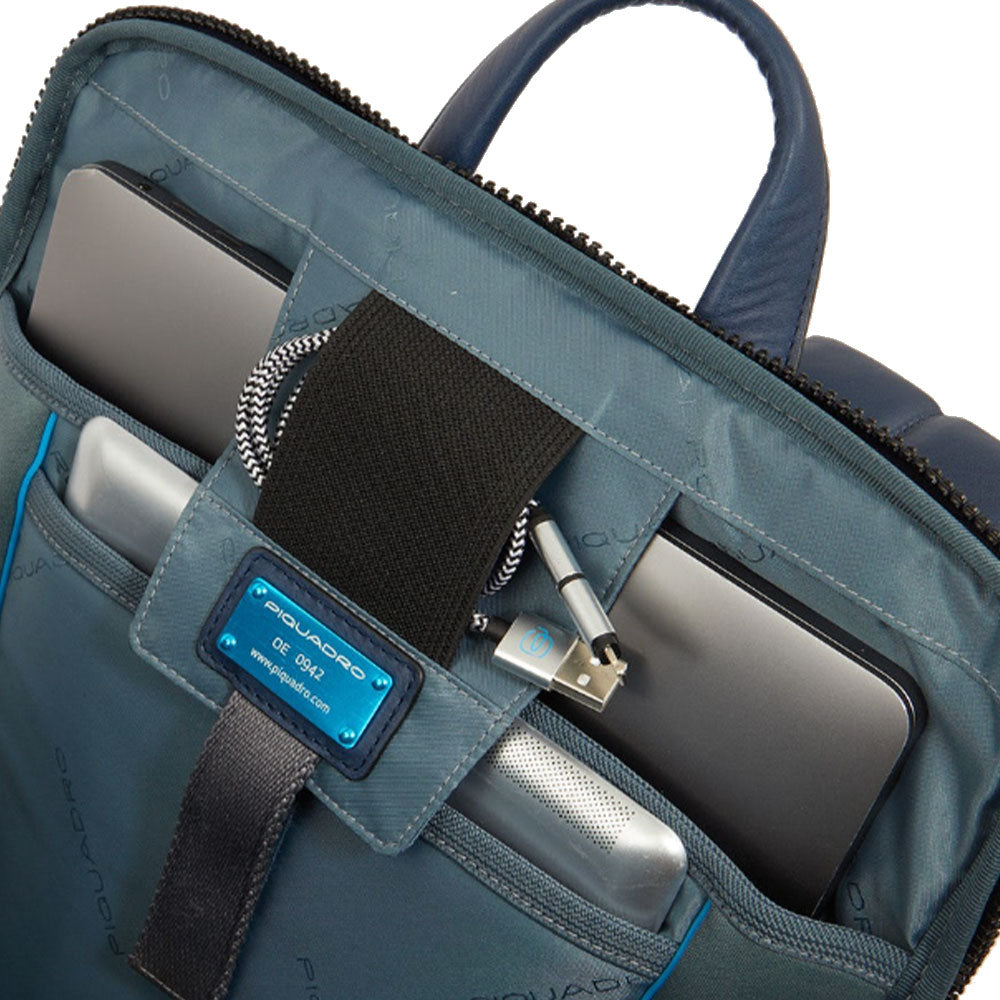 PIQUADRO
Herren Rucksack mit 15,6-Zoll-Laptopfach aus schwarzem Leder Finn Line – CA5989S123