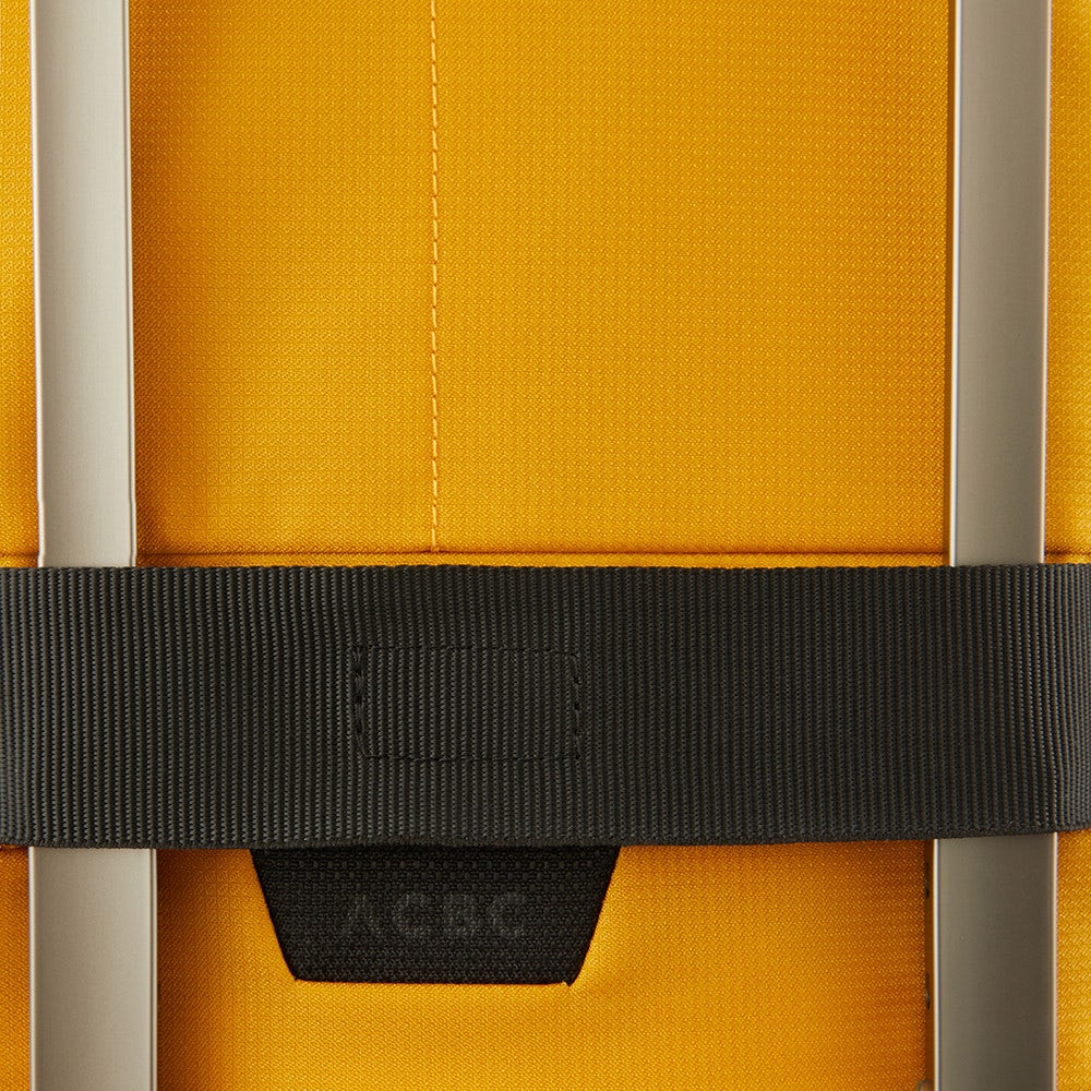 Zaino da Bici PIQUADRO in Tessuto Riciclato con Porta Computer 15,6" Linea Corner 2.0 Colore Giallo - CA6144C2O