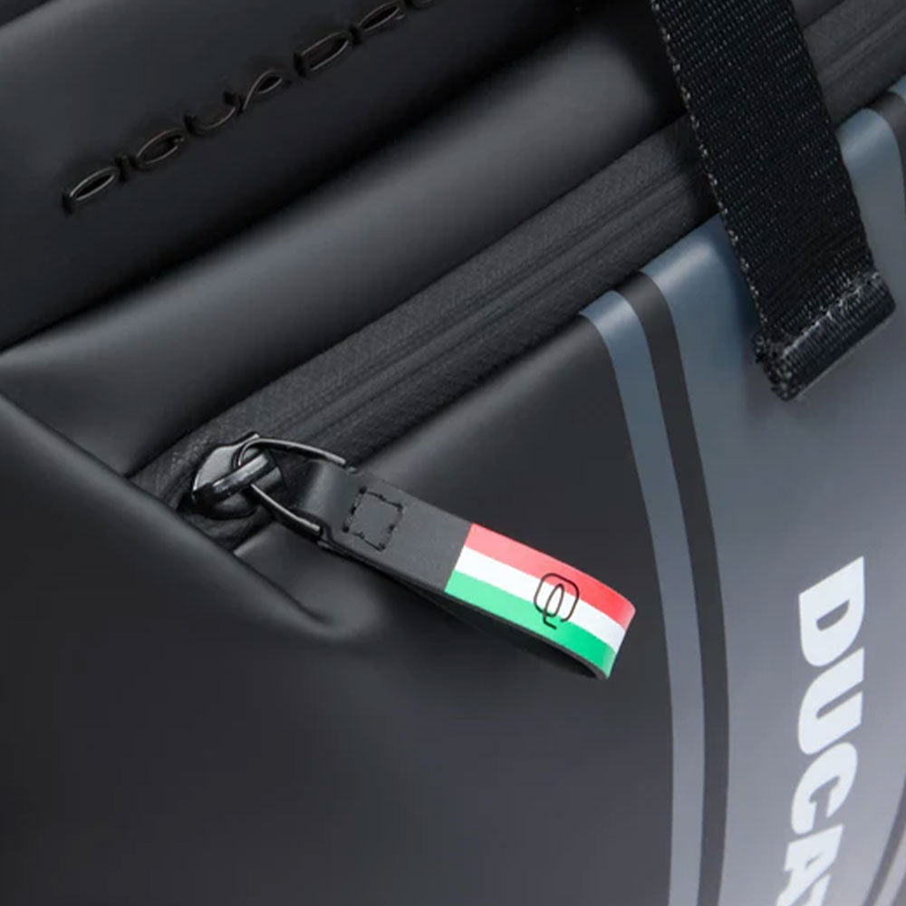 Zaino PIQUADRO per Ducati Roll Top in Tessuto Gommato colore Nero Linea Corner - CA6291C2OWD