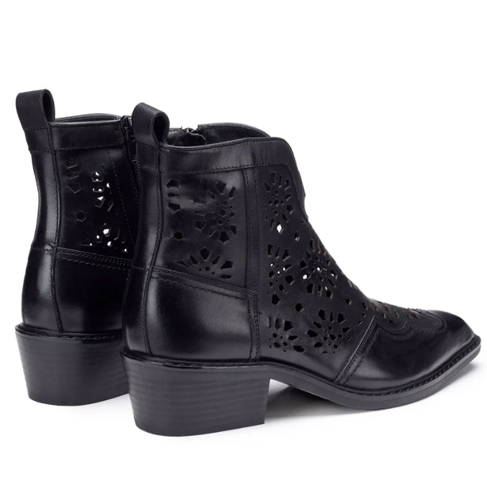 CULT Dolores Damen Low Texan Boots aus schwarzem perforiertem Leder