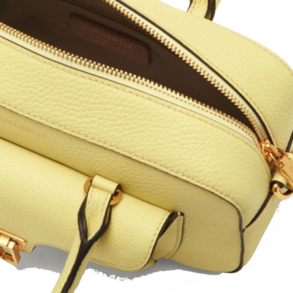 COCCINELLE Beat Soft Linie
Damen Handtasche aus Leder in Lime Wash Color