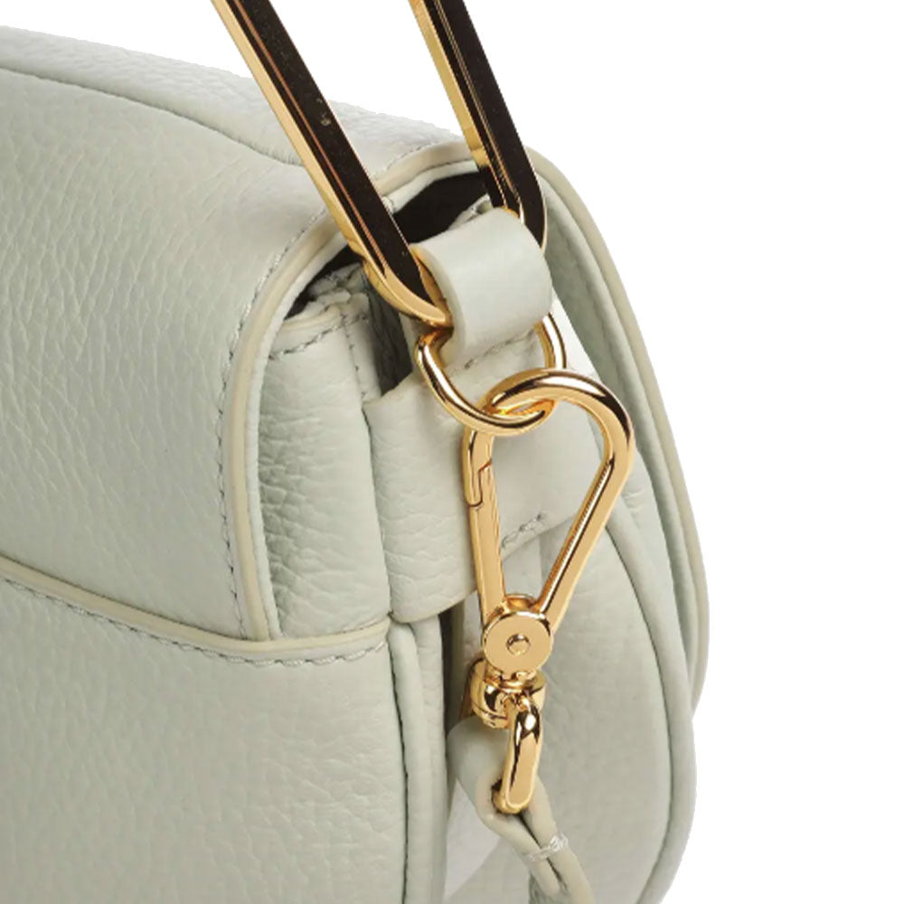 COCCINELLE Magie Soft Medium
Damen Handtasche mit Schultergurt aus Seladongrünem Leder