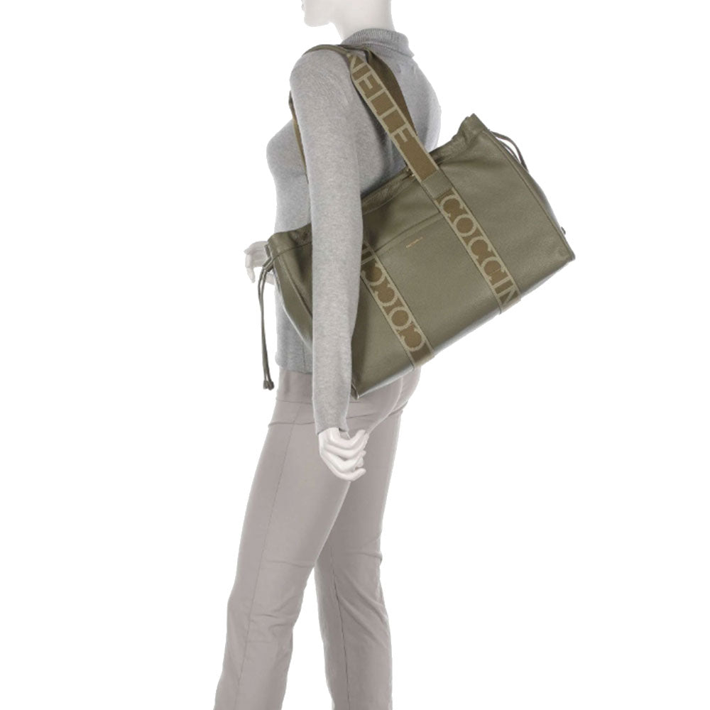 Borsa Donna a Spalla COCCINELLE in Pelle Linea 2Day Signature Large colore Laurel Green