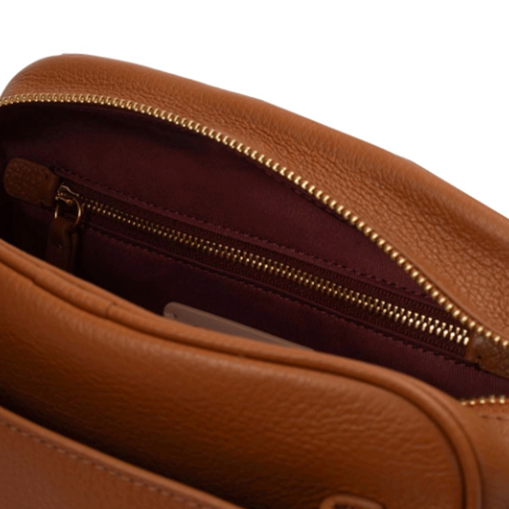 Borsa Donna a Tracolla COCCINELLE in Pelle Colore Cuir linea Campus Small