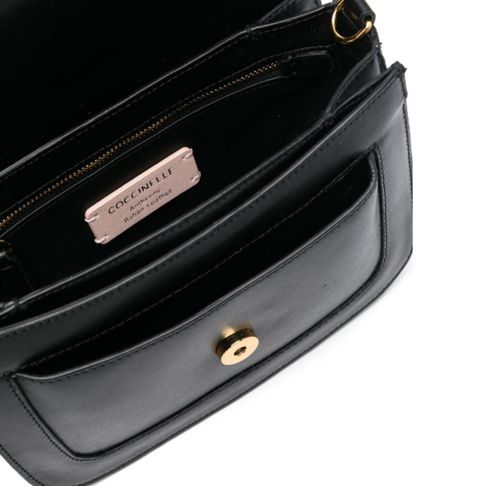 Borsa Donna a Tracolla COCCINELLE in Pelle linea C-Me Calf Cocker Small Colore Nero