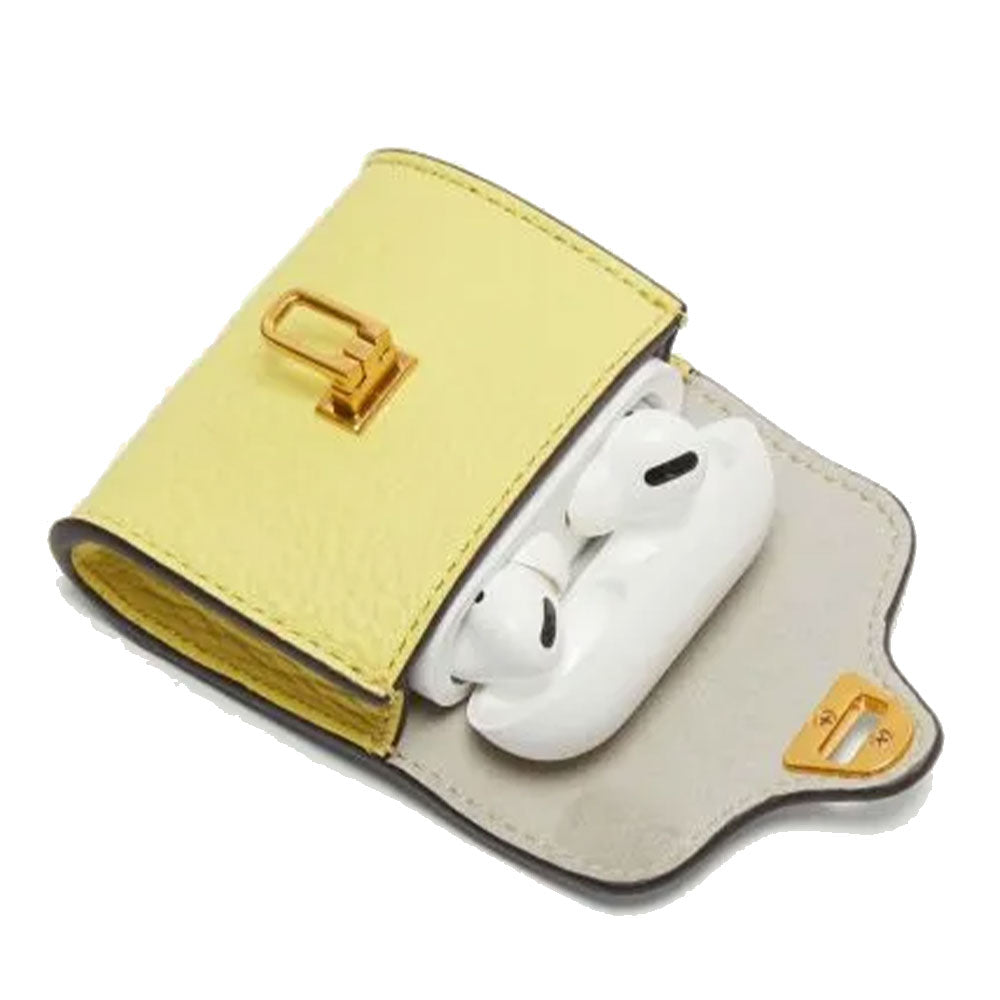 COCCINELLE Beat Linie
AirPods Lederetui in Lime Wash Farbe