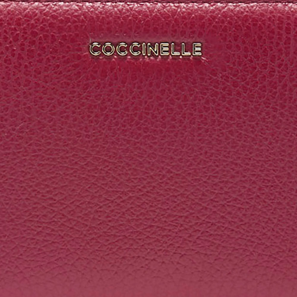 Portafoglio Donna COCCINELLE Zip Around in Pelle Sangria Linea Metallic Soft