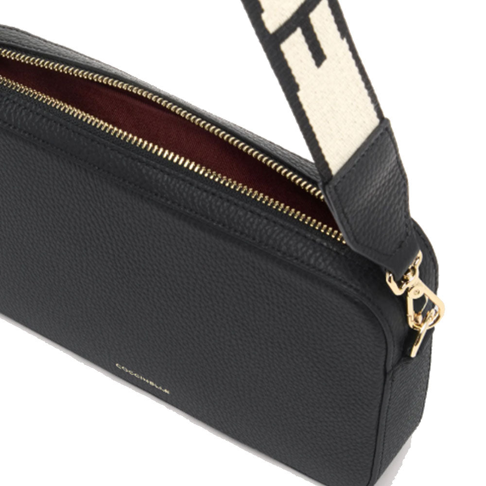 Borsa Donna a Tracolla COCCINELLE Linea Tebe Colore Nero