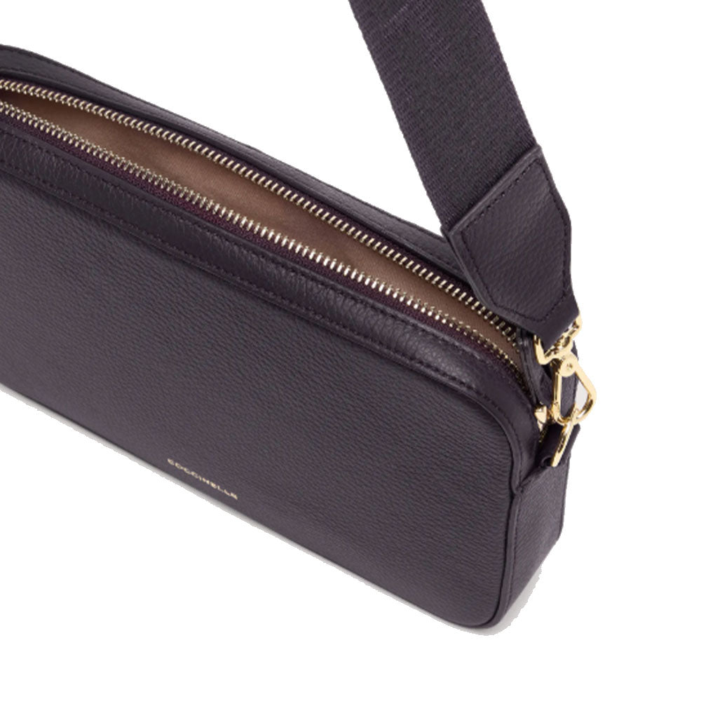 Borsa Donna a Tracolla COCCINELLE Linea Tebe Colore Prune