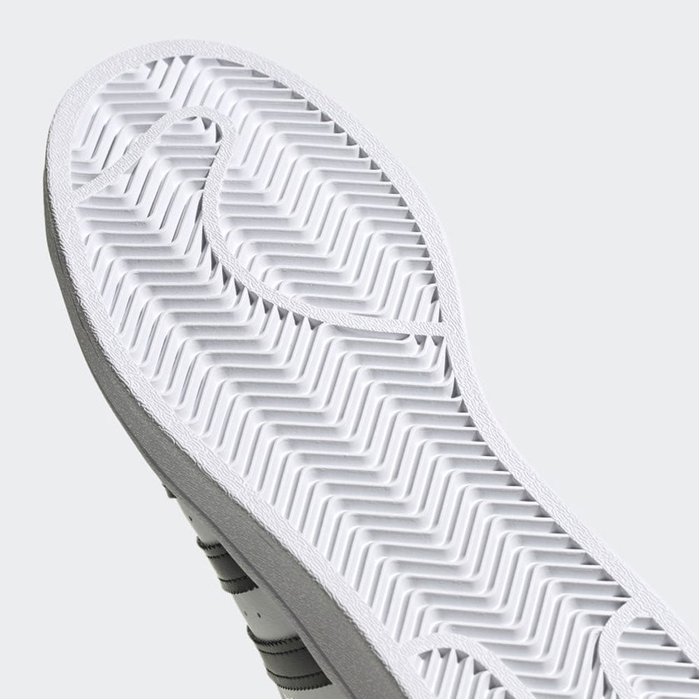 Scarpe ADIDAS Sneakers linea Superstar in Pelle colore Bianco e Nero