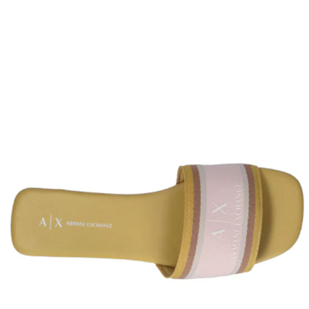 ARMANI EXCHANGE
Hausschuhe in der Farbe Bambus