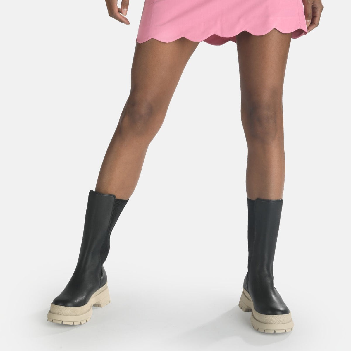 BUFFALO Shoes Vegane Chelsea Boots Sveja Linie Farbe Schwarz