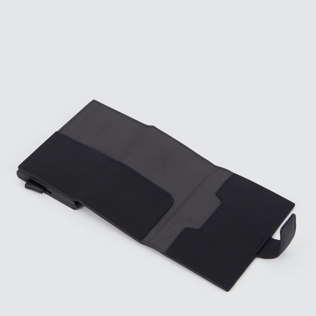 Porta carte di credito in metallo PIQUADRO in Pelle Nero PP5649W122R