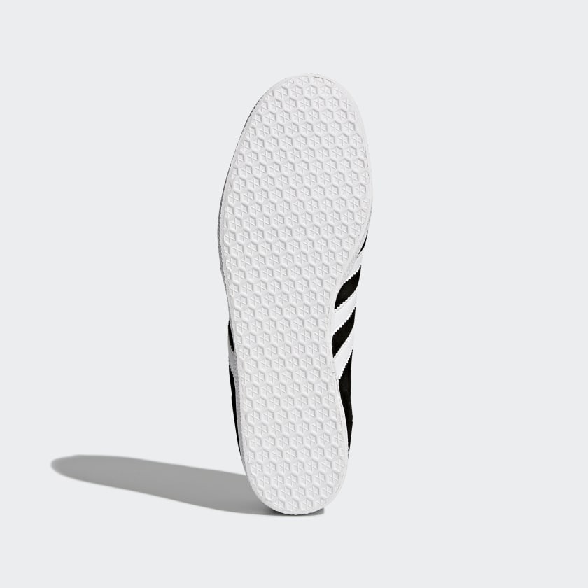 Scarpe Uomo ADIDAS Sneakers linea Gazelle in Nabuk colore Nero e Bianco