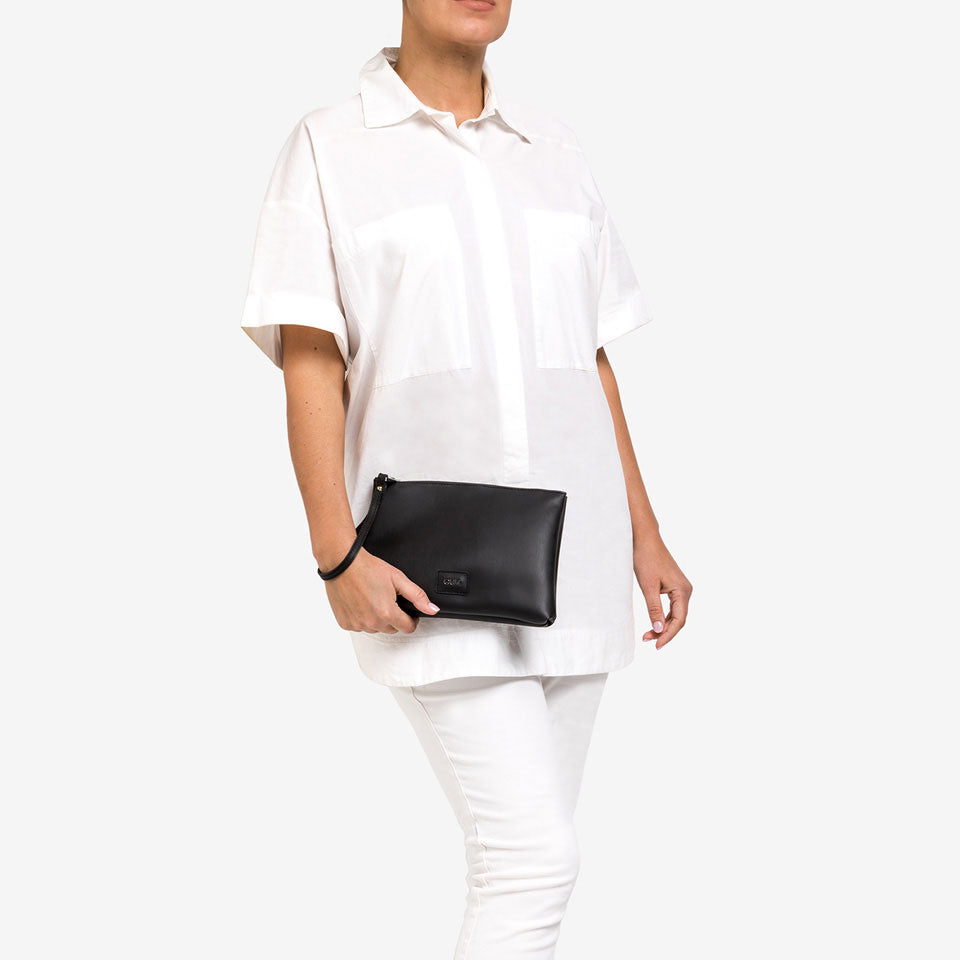 Pochette Donna a Mano Media GUM linea Color Family colore Nero