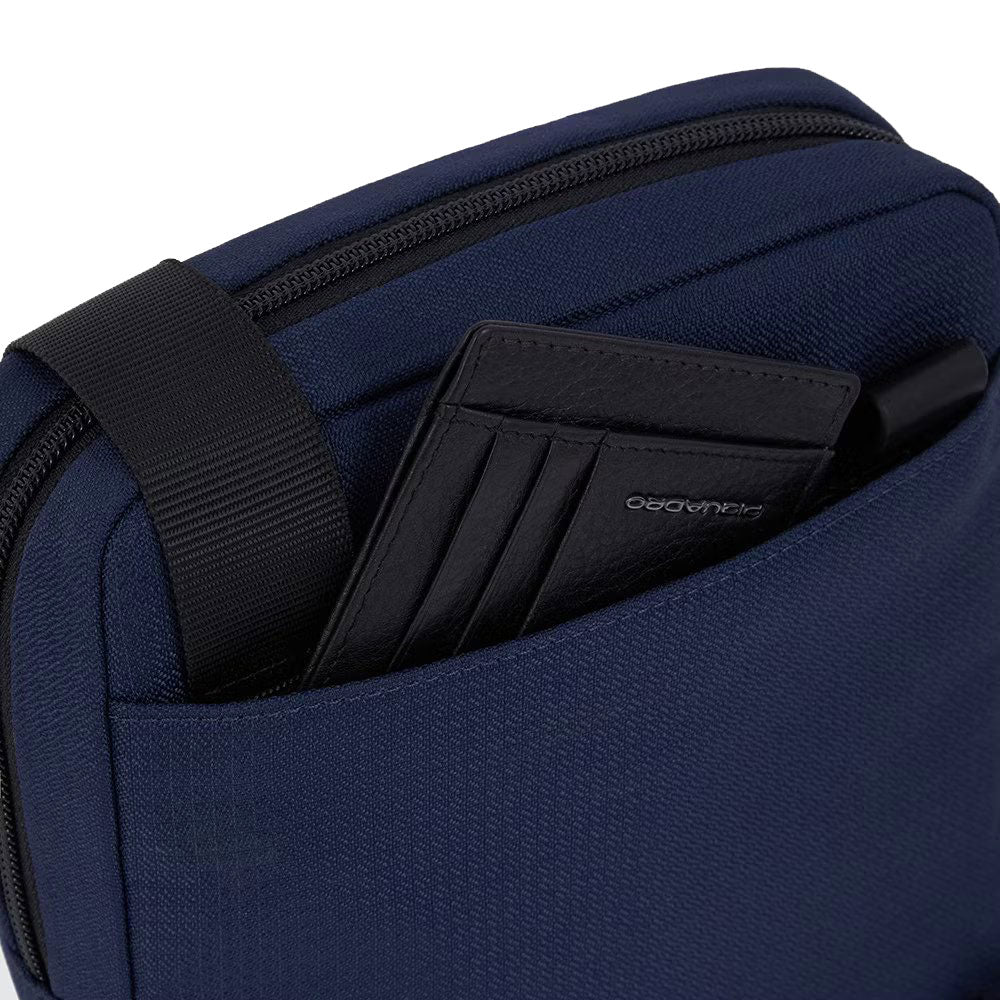 PIQUADRO Herrentasche aus grünem recyceltem Stoff Wollem Line – CA1816W129