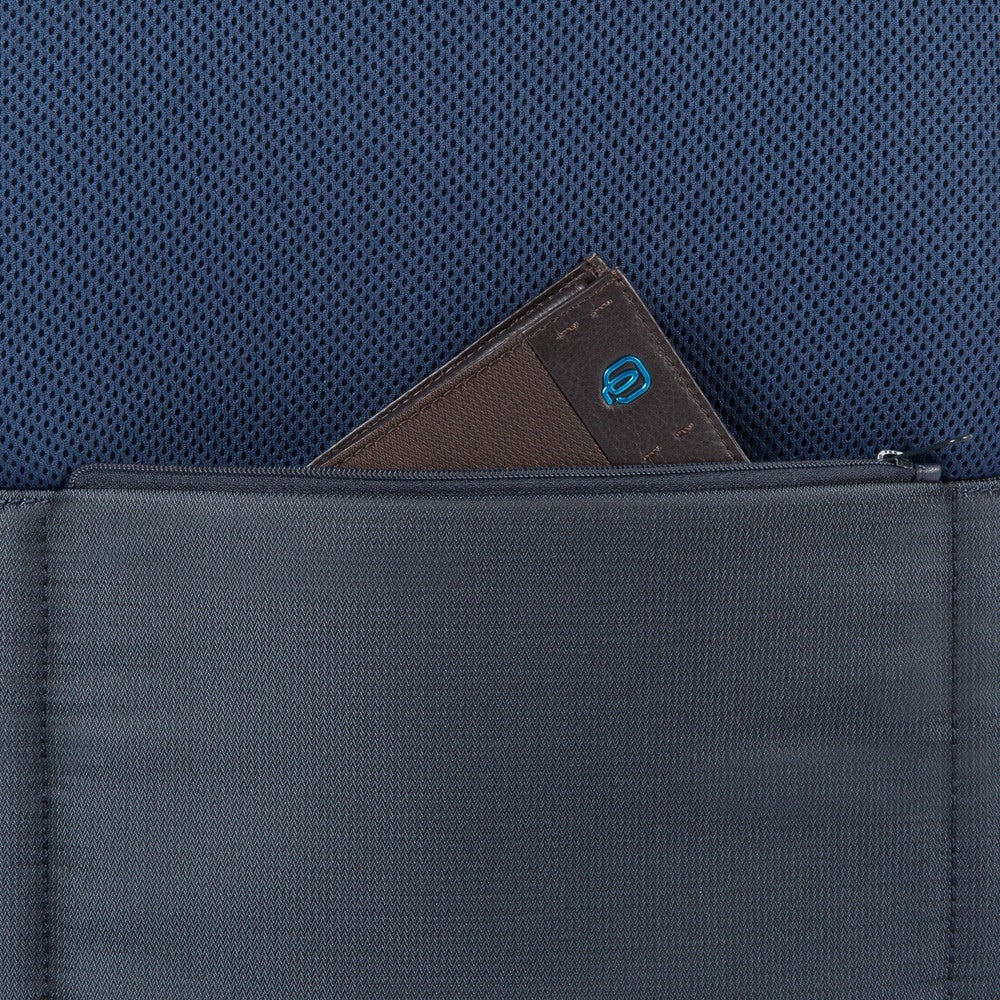 PIQUADRO Pulse P16-Linie
15,6" PC- und iPad-Rucksack aus Chevron-Stoff in Schwarz - CA4174P16